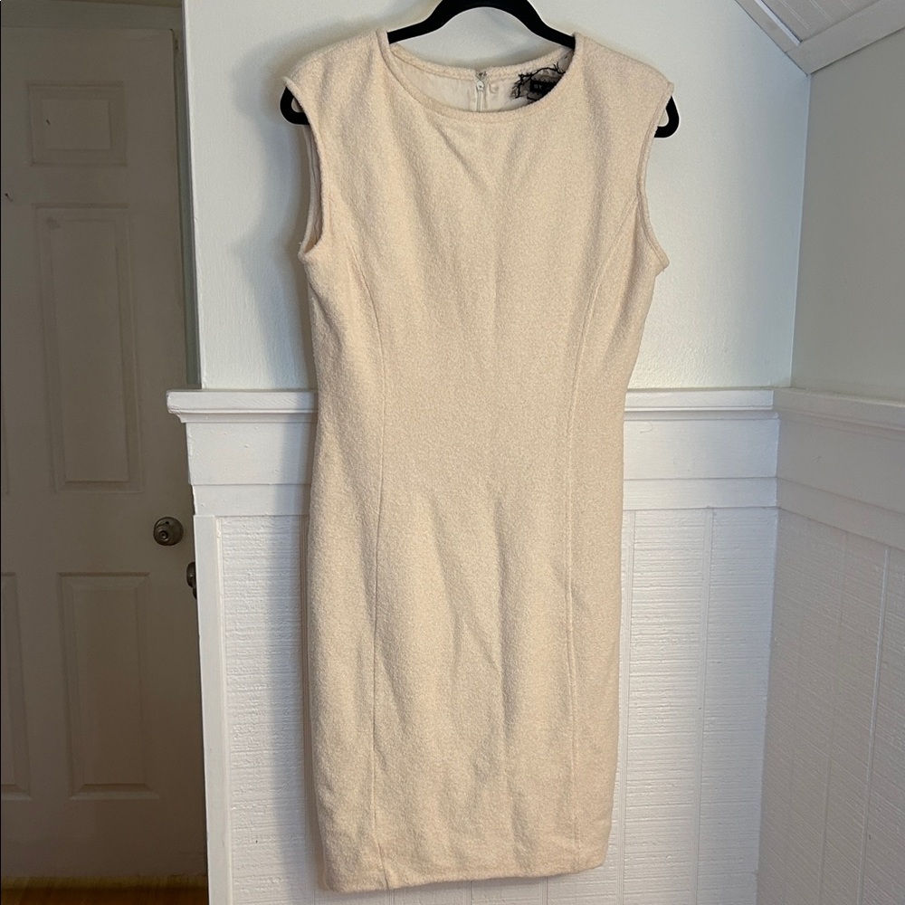 Classic St. John Cream Sleeveless Sheath in Santana Knit
